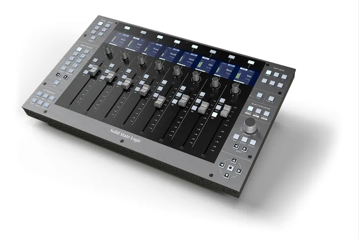 solid-state-logic-ssl-uf8-kontroler-daw