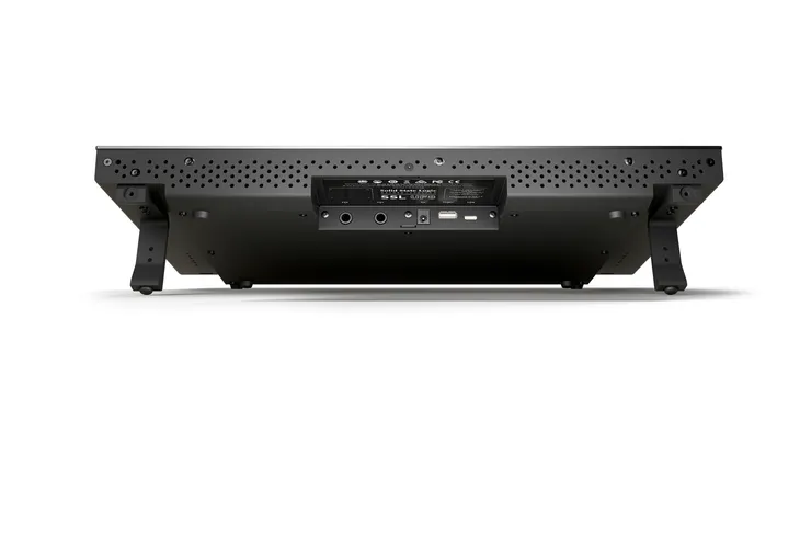 solid-state-logic-ssl-uf8-kontroler-daw