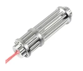 czerwony-wskaznik-laserowy-z-akumulatorem-zestaw-z-ladowarka-i-nasadkami