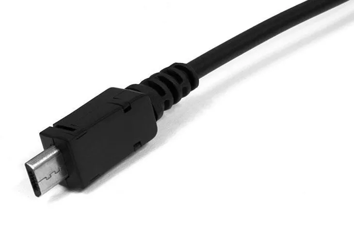 ladowarka-sieciowa-usb-micro-1000ma-stan-nowy