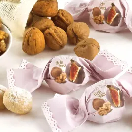 wloskie-amaretti-z-figami-i-orzechami-na-bazie-migdalow-i-pestek-moreli
