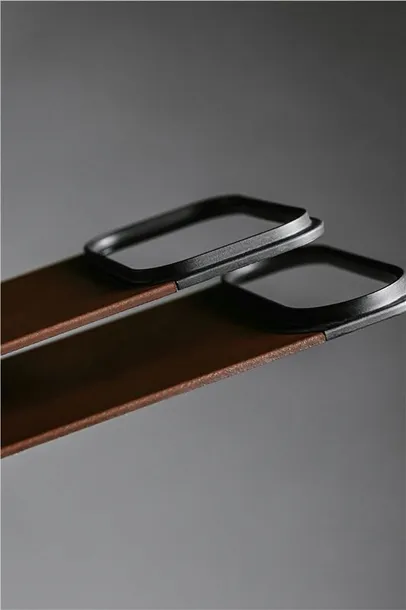nomad-magnetic-leather-back-black-horween-magsafe-iphone-17-pro-max-przeznaczenie-apple-stan-nowy