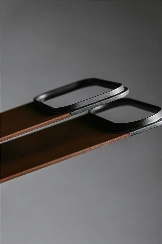 nomad-magnetic-leather-back-black-horween-magsafe-iphone-17-pro-max