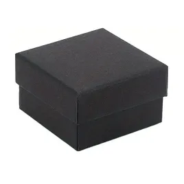 pudelko-na-bizuterie-klasyczne-pierscionek-kwadratowe-czarne