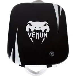 venum-tarcza-do-kopniec-absolute-square