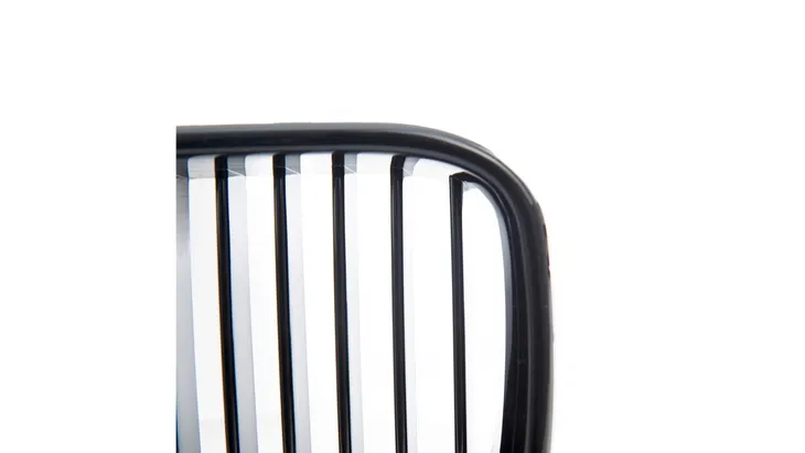 grill-bmw-3-e36-compact-pojedyncze-zeberka-gloss-black-producent-czesci-mtuning