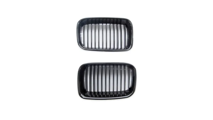 grill-bmw-3-e36-compact-pojedyncze-zeberka-gloss-black-producent-czesci-mtuning-stan-nowy