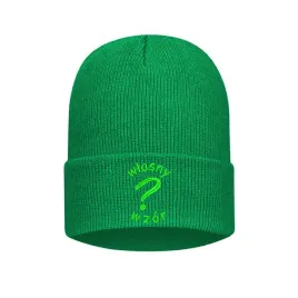 czapka-zimowa-wywijana-z-haftem-wlasnego-wzoru-logo-haft-personalizowana
