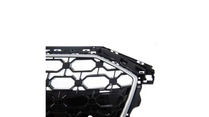 grill-audi-a3-8y-silver-and-gloss-black-stan-nowy