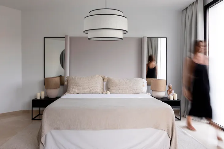 lampa-wiszaca-sufitowa-zyrandol-okragly-bialy-podwojny-abazur-boho-juta-e27-liczba-punktow-swiatla-1