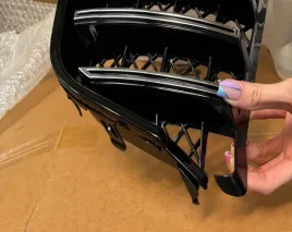 grill-mercedes-benz-e-c207-a207-gt-chrome-and-black-uszkodzony