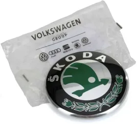 emblemat-przod-tyl-skoda-fabia-i-ii-octavia-i-ii-rapid-roomster-oryginal