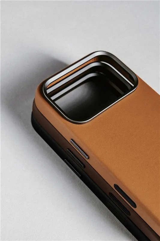 nomad-traditional-leather-case-black-iphone-17-pro