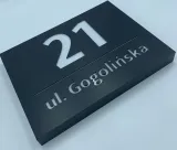 podswietlany-numer-domu-led-30x30-uszkodzony-nie