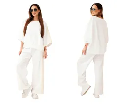 bialy-komplet-damski-dresowy-z-wiskozy-oversize-z-lampasami-or-maselko