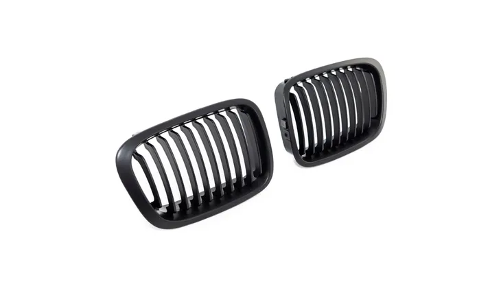 grill-bmw-3-e46-compact-pojedyncze-zeberka-matt-black-stan-nowy-producent-czesci-mtuning