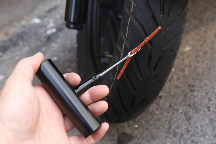 zestaw-naprawczy-do-opon-58elementow