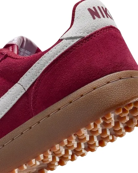 wmns-nike-field-general
