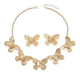 zestaw-duzy-naszyjnik-i-kolczyki-z-motylami-kolor-zloty