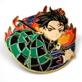 tanjiro-kamado-or-8-cm-or-metal-or-przypinka-or-demon-slayer