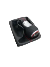 galka-z-mieszkiem-audi-a4-b8-czerwona-nic