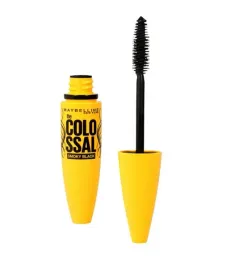 maybelline-colossal-volum-mascara-eyes-black