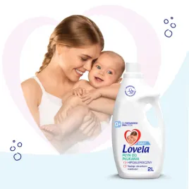 lovela-baby-zestaw-plyn-hipoalergiczny-do-plukania-tkanin-dla-dzieci-3x-2l