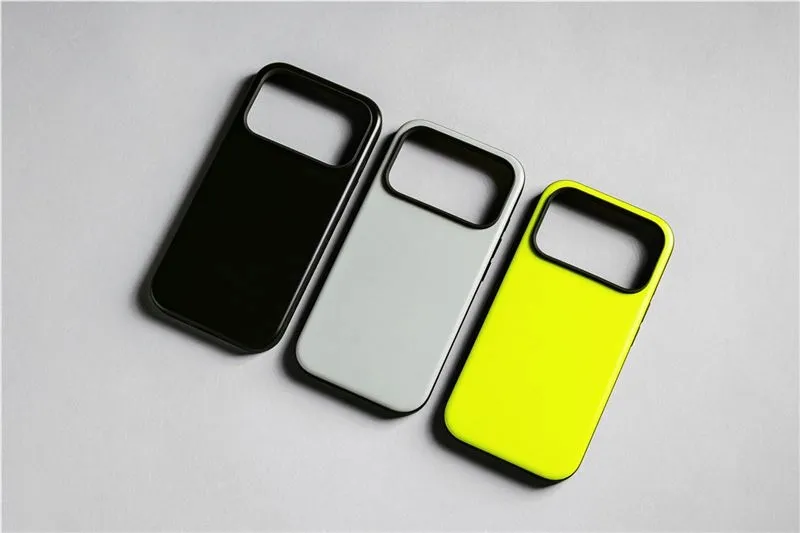 nomad-modern-case-vulcan-black-iphone-17-pro