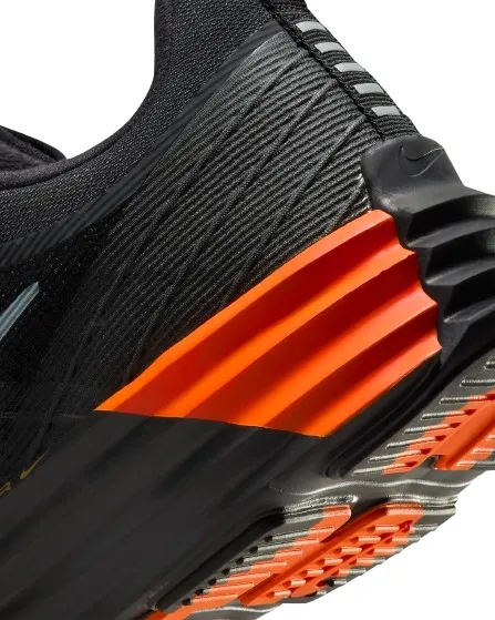 nike-lunar-roam-wysokosc-niskie