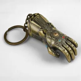infinity-gauntlet-or-8-cm-or-metal-or-brelok-or-avengers