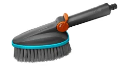 szczotka-miekka-m-gardena-cleansystem-18842-20-z-przeplywem-wody