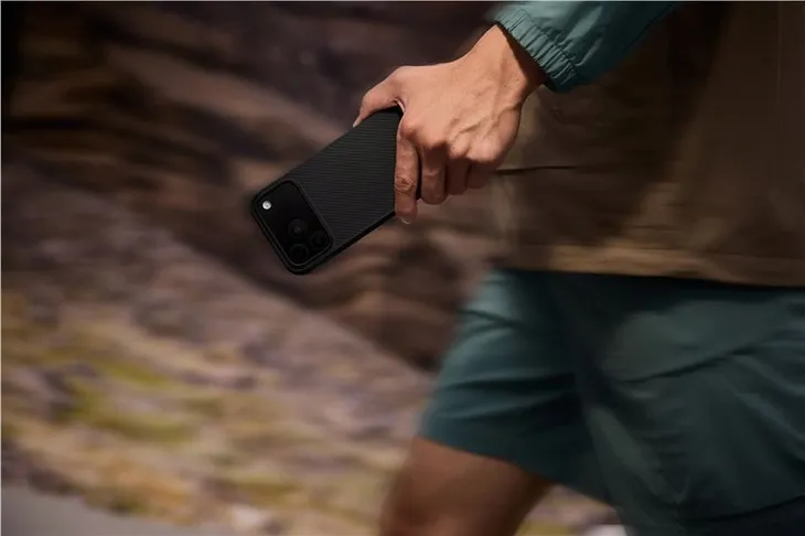 pitaka-aramid-proguard-case-black-grey-iphone-17-pro-przeznaczenie-apple