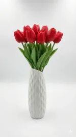wazon-ceramiczny-z-10-sztucznymi-czerwonymi-tulipanami-wysokosc-35-cm