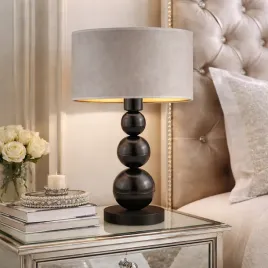 czarna-lampa-stolowa-z-abazurem-tatiana-velur-w-nowoczesnym-designie