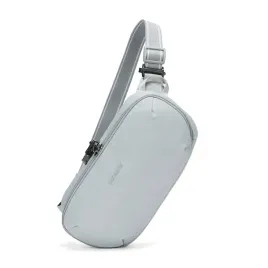 biodrowka-saszetka-wodoodporna-antykradziezowa-pacsafe-v-szara