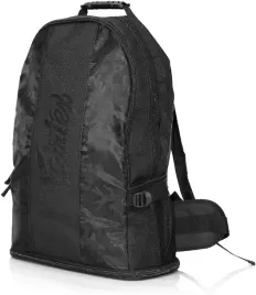 fairtex-plecak-bag4-wodoodporny-dla-pasjonatow-sztuk-walki-kolor-czarny