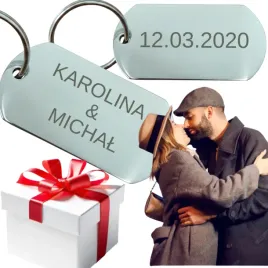 brelok-do-kluczy-z-dwustronnym-grawerem-zawieszka-z-imieniem-logo-prezent