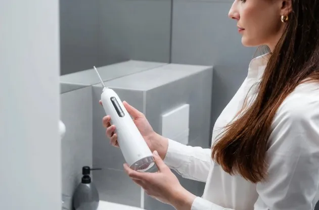 irygator-do-jamy-ustnej-hx718-marka-haxe