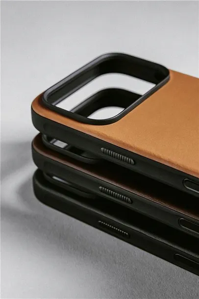 nomad-modern-leather-case-english-tan-iphone-17-pro-max-stan-nowy