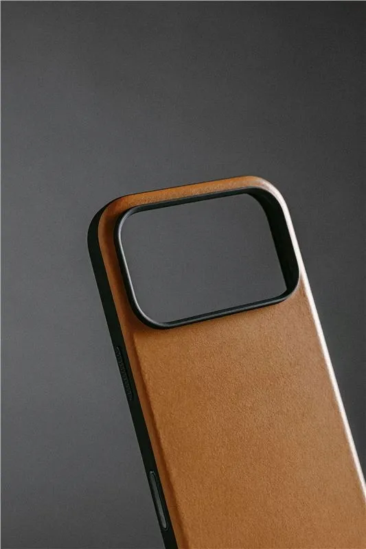 nomad-modern-leather-case-english-tan-iphone-17-pro-max