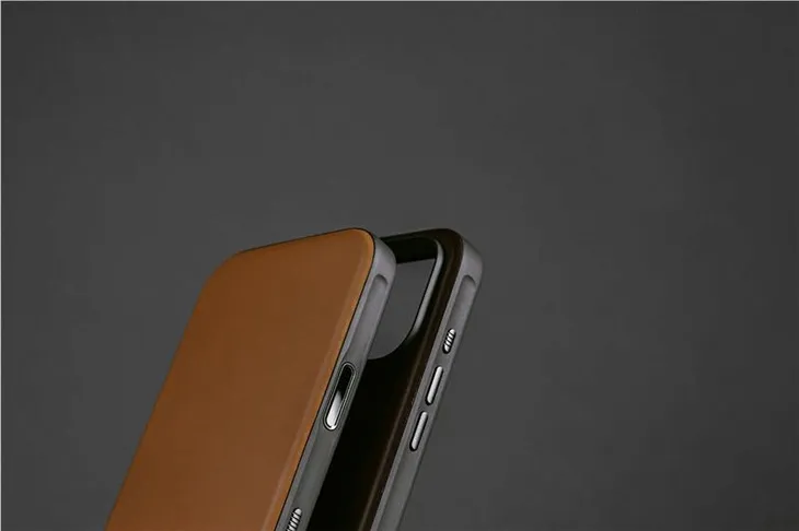 nomad-modern-leather-case-english-tan-iphone-17-pro-max-stan-nowy-typ-plecki