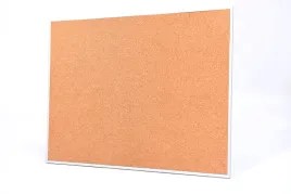 tablica-korkowa-90x120-rama-alu-pinezki-gratis