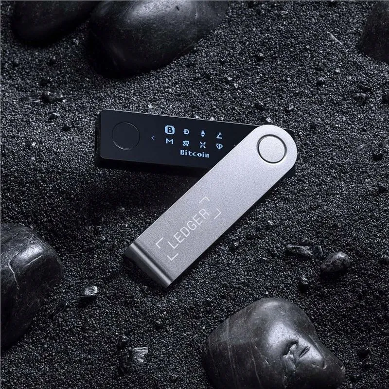 ledger-nano-x-onyx-black-crypto-hardware-wallet