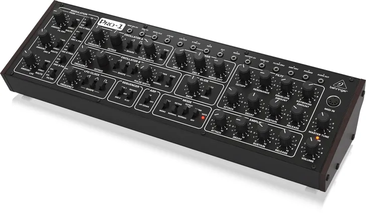 behringer-pro-1-syntezator-analogowy