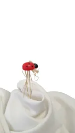 figurka-wielkanocna-dekoracja-drewniana-biedronka-na-piku-1-szt