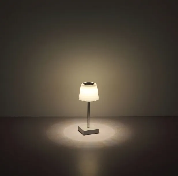 lampa-stolowa-led-2w-xayden-28061si-globo-liczba-punktow-swiatla-1