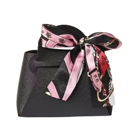 torba-torebka-opakowanie-na-prezent-okazje-z-ekoskory-czarna-m