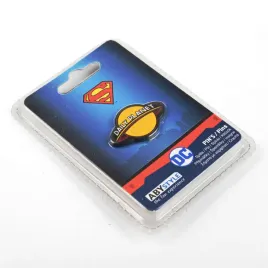 daily-planet-or-4-cm-or-metal-or-przypinka-filmowa-or-superman