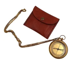 kompas-mosiezny-na-lancuszku-w-skorzanym-etui