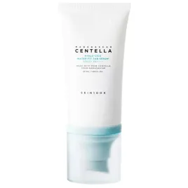 skin1004-madagascar-centella-hyalu-cica-water-fit-sun-serum-spf50-pa-k